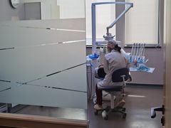 -艾维口腔(春江花月门诊部)