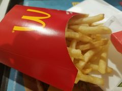 -麦当劳(世界城广场店)