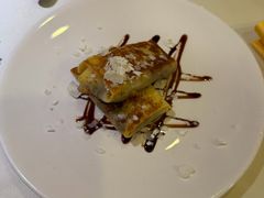 香蕉巧克力煎饼-老井俄式餐厅