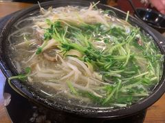 -丽虹云南过桥米线(兴工街店)