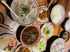 -老方桌烂蹄花川菜馆(九龙坡店)