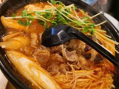 肥牛泡菜锅-樱町三味日本料理(城乡世纪广场店)