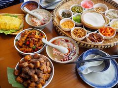 -包整·丝娃娃(一览甲秀楼风景店)