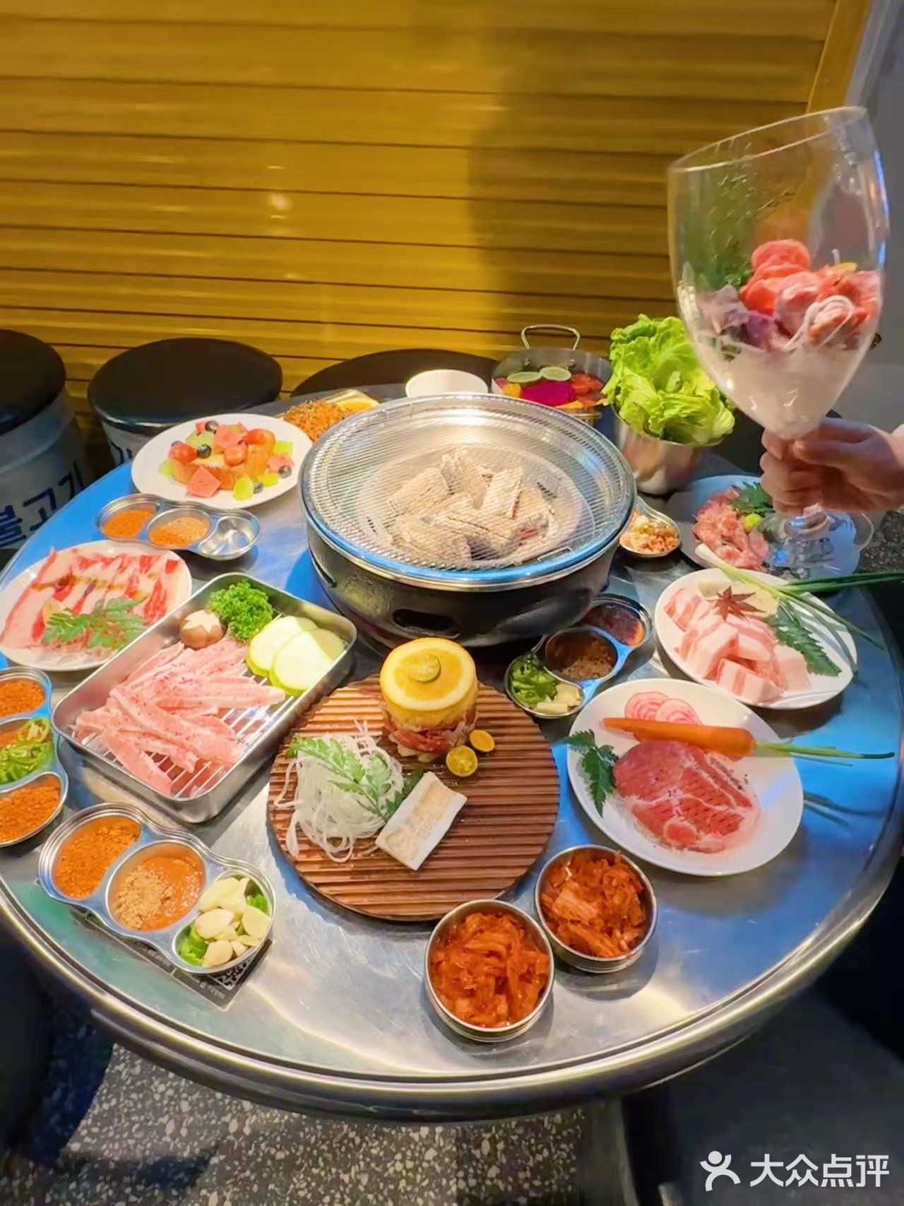 炭烤肉食享受