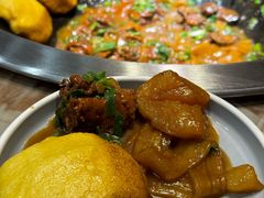 -锅老头海鲜铁锅炖