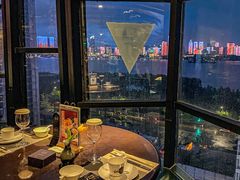 -江上荟·创意中国菜(绿地缤纷城店)