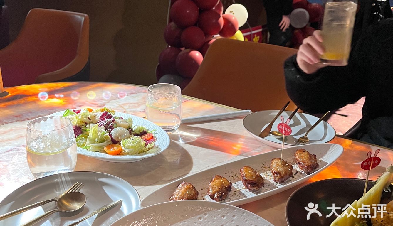 氛围感十足的高空餐吧🍴🎵