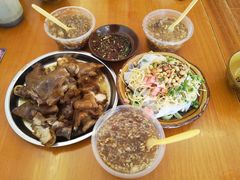 -王万妈卤猪脚(青岩交通路)