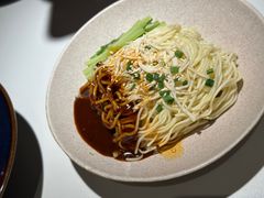 鸡丝凉面-麻六记(新天地店)