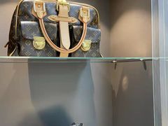 -用真奢侈品名表名包回收中心(朝阳万达店)