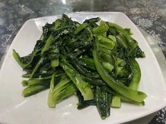 蒜蓉炒油麦菜-大姑母农庄