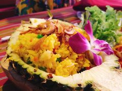 -卷心菜和避孕套餐厅(Pattaya)