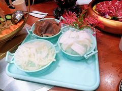 -清真·噃茄树黄柿子火锅