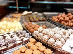 -Laderach 莱德拉(上海环贸iapm店)