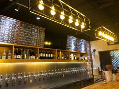 -麦落精酿啤酒餐吧(先农大院店)