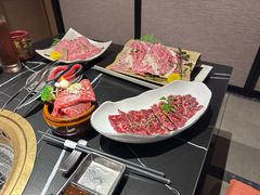 -山川小町·极番烧肉(新地假日广场店)