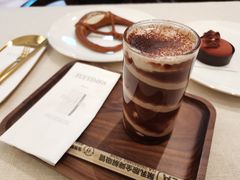 -法桐蛋糕·手作面包(万达公馆店)