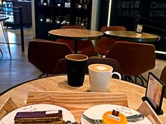 -agnès b. CAFE(ifc mallLA LOGGIA bis)