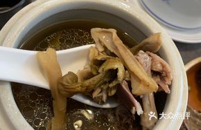 Songrong Mushroom Stewed Duck