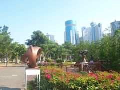 -万绿园