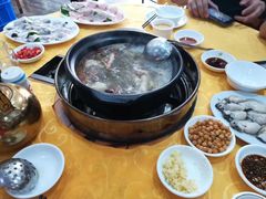 -濠轩阁特色生蚝火锅(水湾路店)
