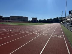 -北京市海淀外国语实验学校