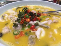 酸汤鱼片美人蛙-望乡楼上海菜(日月光店)