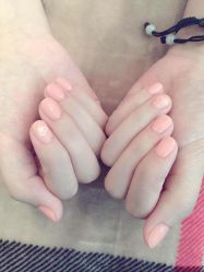 -EMILY艾枚莉美甲美睫·美颜·现磨咖啡