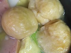-小蛮椒麻辣烫·麻辣拌(青浦宝龙店)