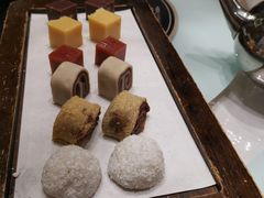 -皇城根·烤鸭·鱼头·家常菜(欧亚大观乐活城店)