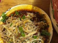 -拈签一笑黄牛肉辣卤串串