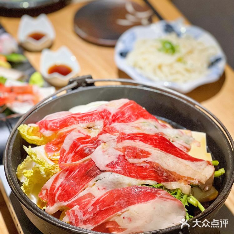 闹市中的静区日料店,上下两层打造专属用餐空间‼️