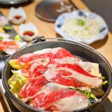 闹市中的静区日料店，上下两层打造专属用餐空间‼️