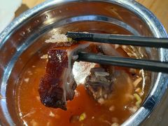 -黄记四更烤乳猪店