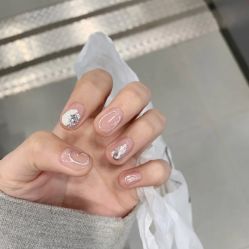 -悦指间美甲美睫