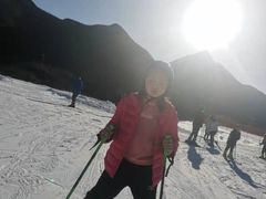 -荣盛康旅野三坡滑雪场