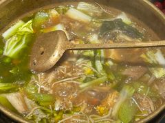 -毛肚向右·川渝毛肚王(经开永旺店)