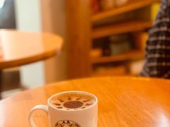 拿铁咖啡-长颈鹿咖啡(大学路店)