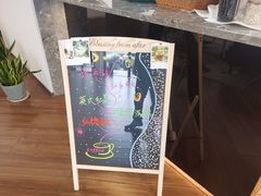 -宁波宝信宝马4S店(江北日湖店)