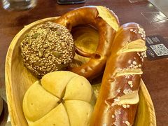 -Brotzeit博璨德国啤酒餐厅(亮马桥官舍店)