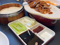 -梅利汴京烤鸭•开封豫菜地标店(东司门店)