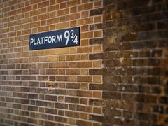 -九又四分之三站台