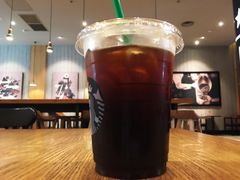 -星巴克(洛阳中州路王府井店)