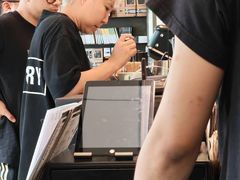 -Roast8ry Coffee Lab
