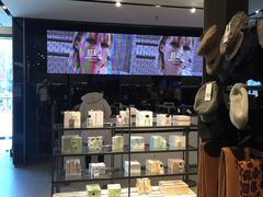 -ZARA(世贸天阶店)