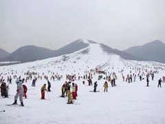 -庙香山滑雪场