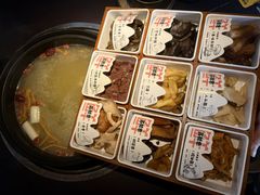 -芸鲜季·云南野生菌餐厅· 云南风物味研社(闵行店)