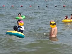 -海滨浴场