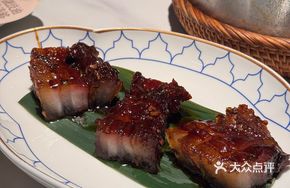 Red Sauce Black Barbecue Pork