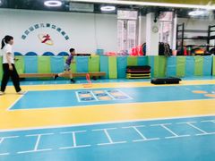 -逗你运动体能训练中心(冠城店)